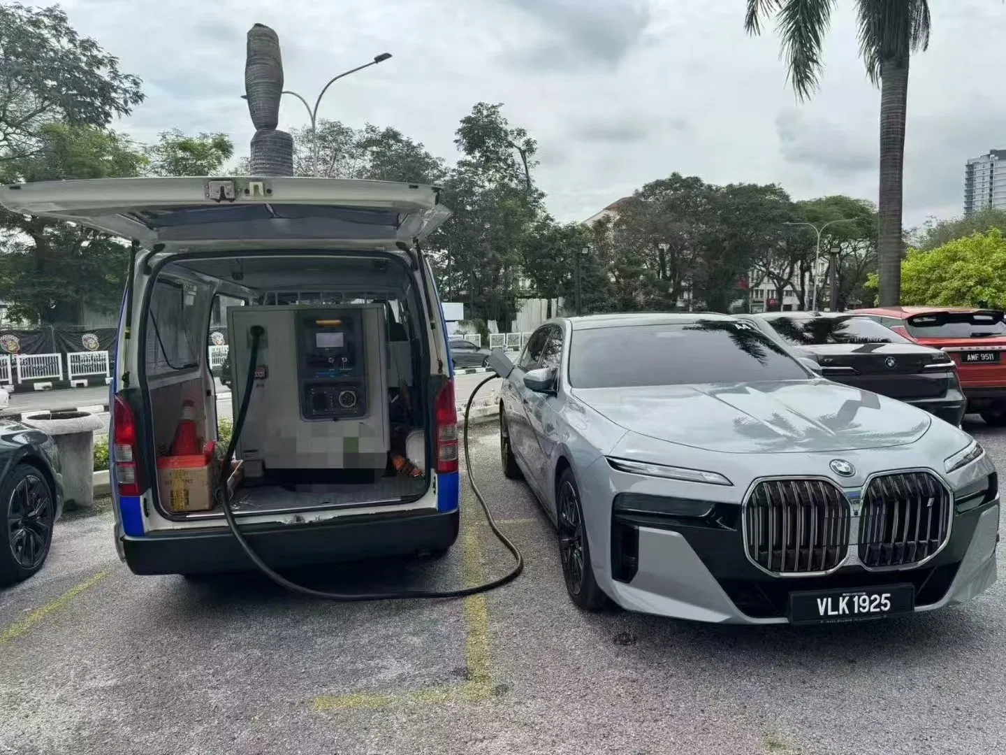 Home Charging Setup Workplace Charging Hub Shopping Mall Stations