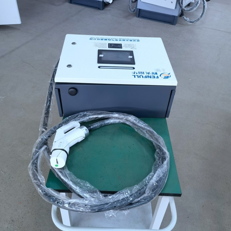 Versatile Communication Device with RS485, WLAN, and GPRS Connectivity