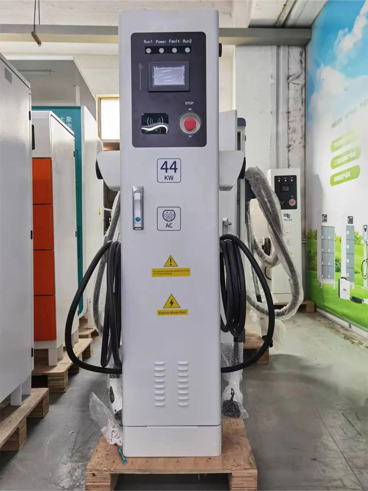 Floor-Mounted AC Charger 22kw 11kw Dual Type1 Port Type2 Charging Guns Grid-Connected Charger Public EV Charging Infrastructure