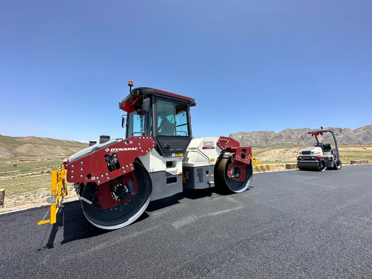 Road Marking Machine Delivery and Service