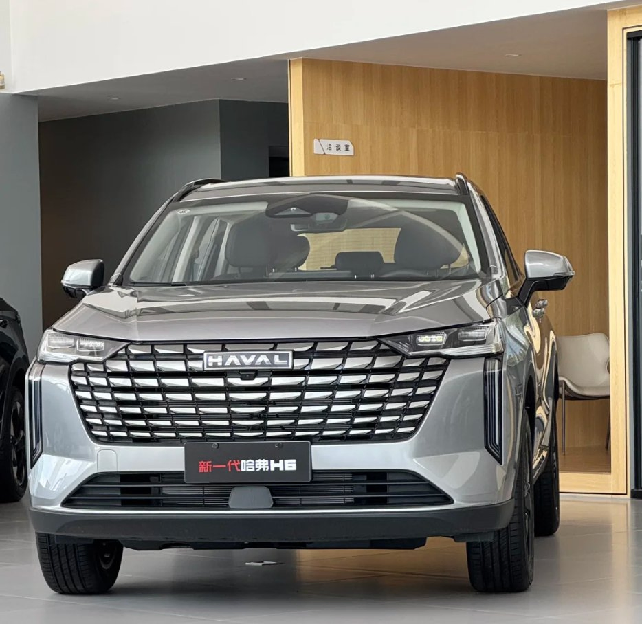 H6 سيارة فاخرة SUV - 5-Door 5-Seater 1 5t محرك هجين مخزون H6 هافال SUV فاخرة رخيصة بنزين