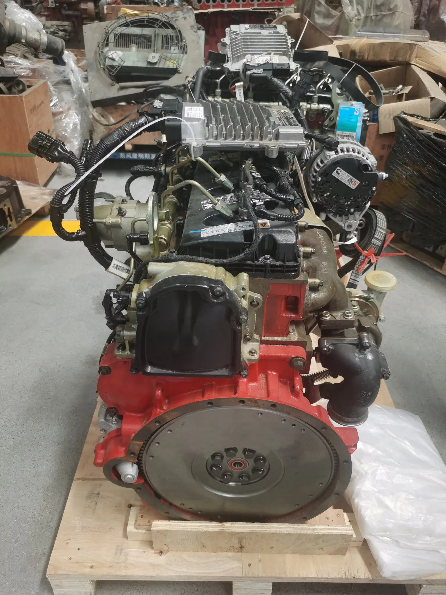 Isf2.8 فوتون 4 أسطوانات 129HP شاحنة صغيرة بمحرك ديزل سيارة تجميع محرك