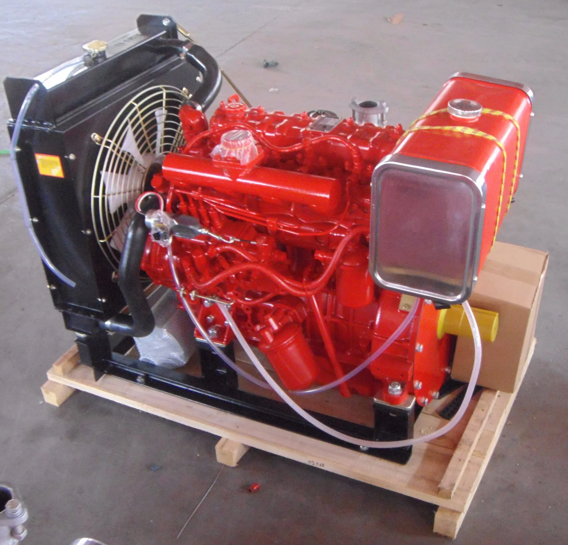 محرك عالي الأداء باللون الأحمر 3000rpm لمضخة المياه ومكافحة الحرائق