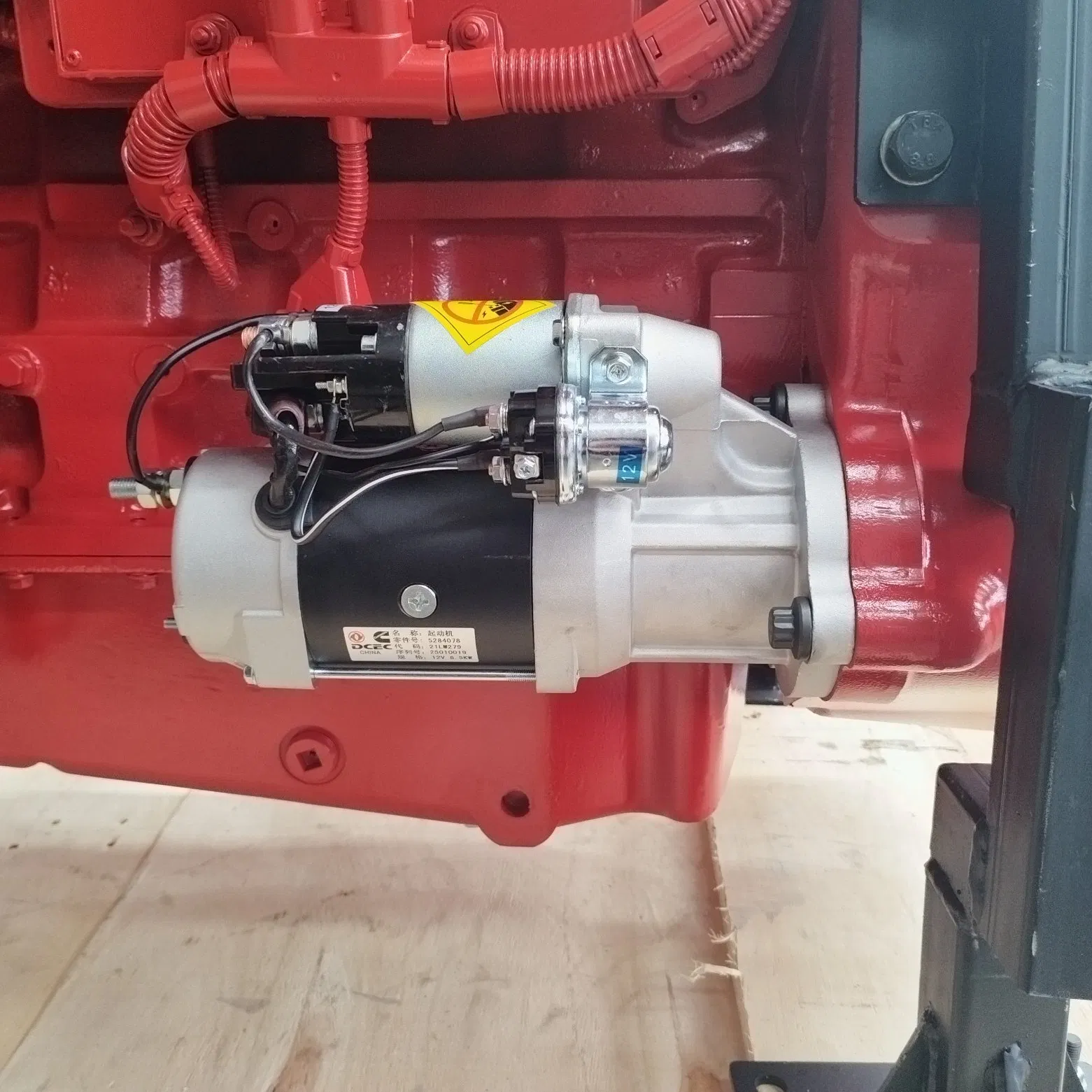 محرك كامل مصنع الصين Xcec M11 10.8L CPL3282 324kw@1900rpm ISM11e5 مركبات تجارية جرار محرك ديزل يورو V