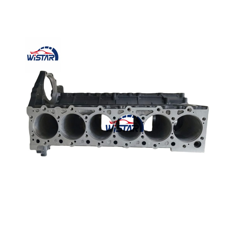 6HK1 كتلة الأسطوانة لسيارة إيسوزو F Series جيجا فوروارد خطي 6-Cylinder 4-Stroke 7.78 7.79L 4 صمامات لكل أسطوانة محرك