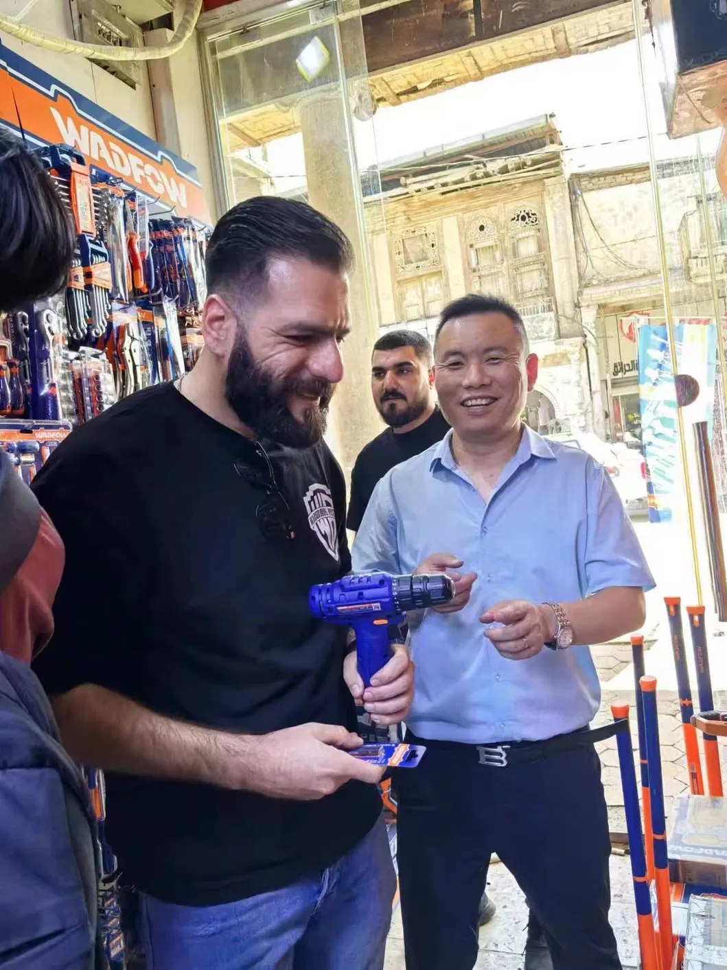 معدات الإنتاج