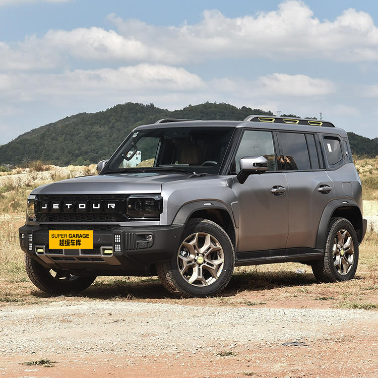 سيارة الدفع الرباعي الجديدة جيتور ترافيلر 2WD 2.0t مزودة بمحرك توربيني أوتوماتيكي