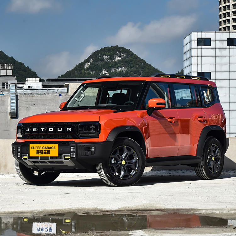 سيارة الدفع الرباعي الجديدة جيتور ترافيلر 2WD 2.0t مزودة بمحرك توربيني أوتوماتيكي