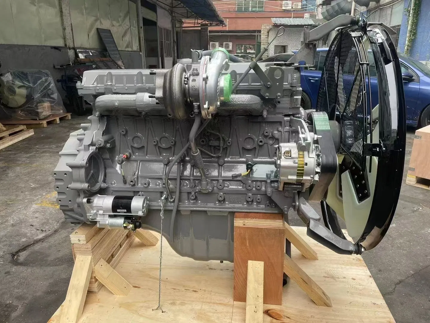 محرك ديزل مزود بشاحن توربيني إيسو زو 6HK1 7.8L للشاحنات الثقيلة