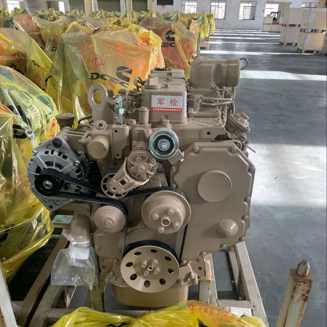 دونغفنغ منغشي بيك أب مركبة مستعملة صغيرة محرك ديزل مستعمل B150 3.9L 4 مجموعة محرك ديزل أسطواني 150HP Eqb150