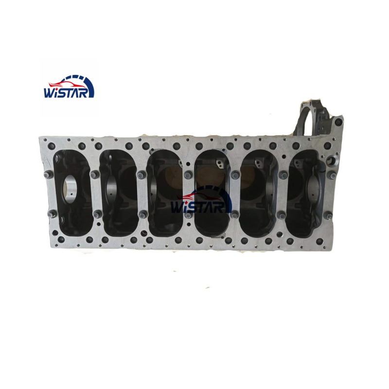 6HK1 كتلة الأسطوانة لسيارة إيسوزو F Series جيجا فوروارد خطي 6-Cylinder 4-Stroke 7.78 7.79L 4 صمامات لكل أسطوانة محرك