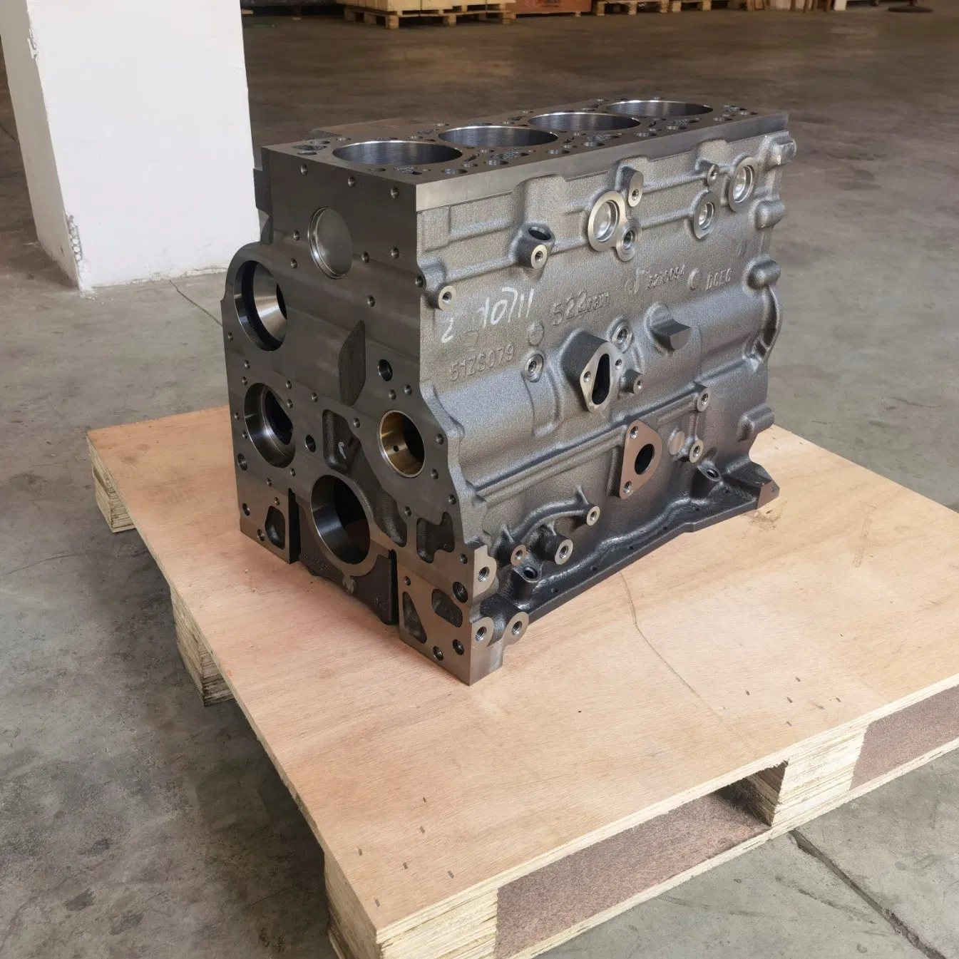 الآلات 4.5L أجزاء محرك الديزل Qsb4.5 كتلة الأسطوانة 4955284 4934322 5405075