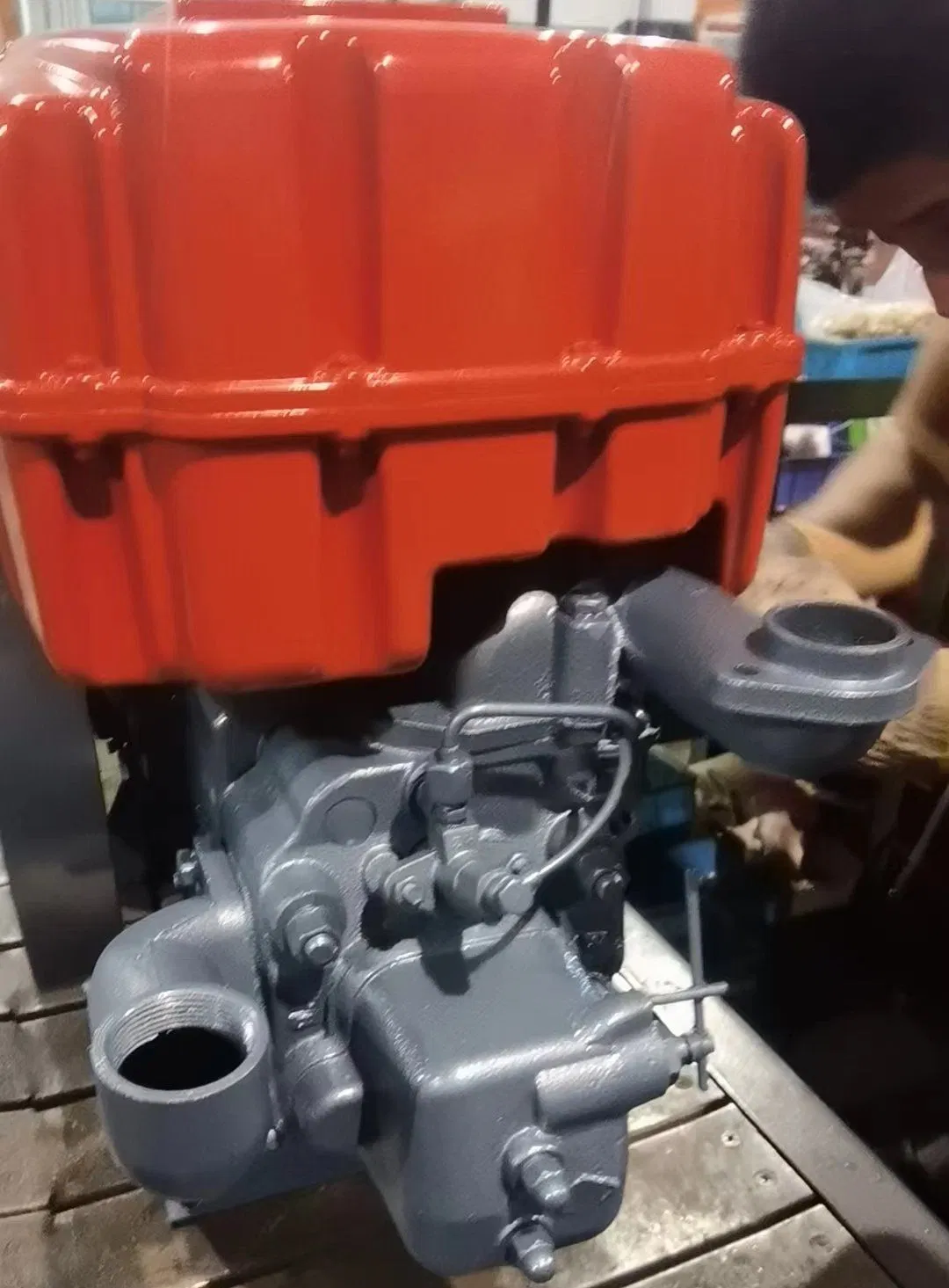 أداء عالي 24HP لتبريد المياه بكفاءة لمحرك الديزل