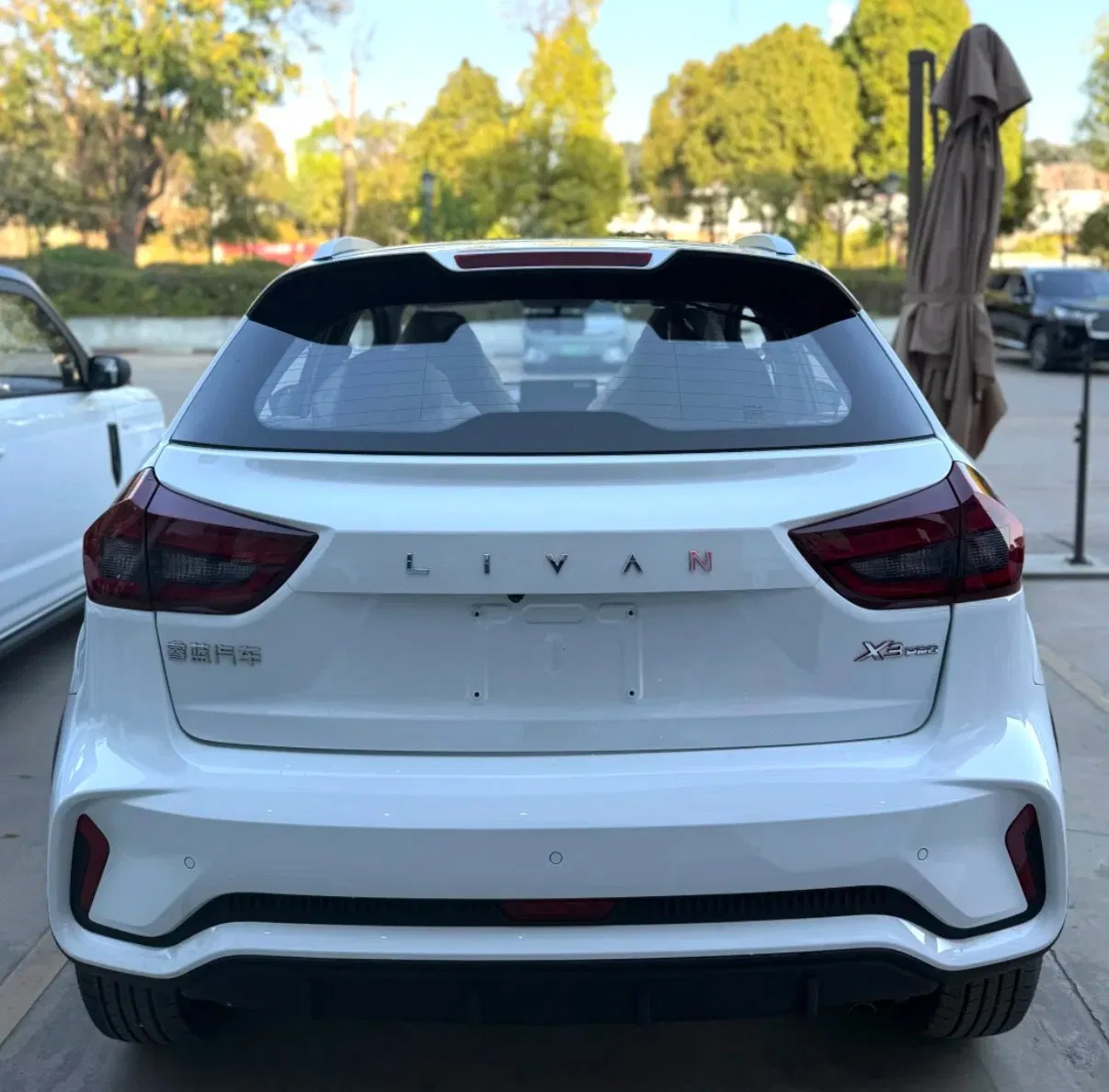X3 برو ستوك رخيص 5-Door SUV - 210 كم/س محرك بنزين