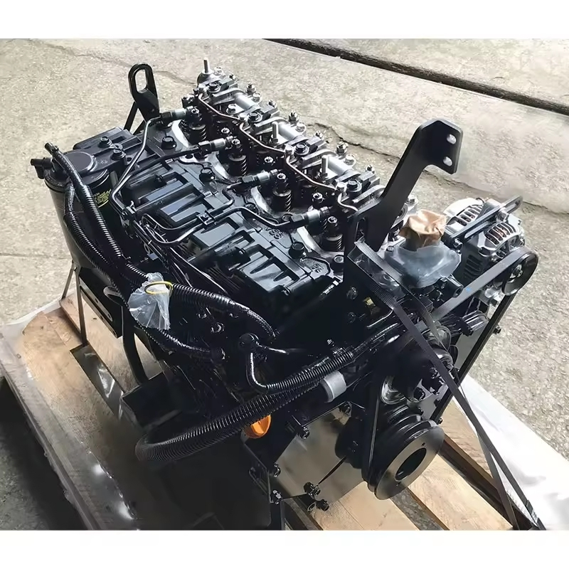 قطع غيار السيارات 4jb1 4jb1t يورو 4 4 أسطوانة محرك ديزل مستعمل لشاحنات إيزuzu