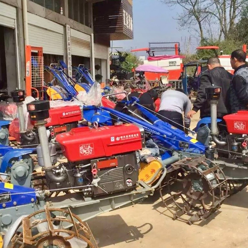محرك ديزل صغير تشانغشينغ مزود بشاحن توربيني مبرد بالهواء ومضغوط ميكانيكيًا