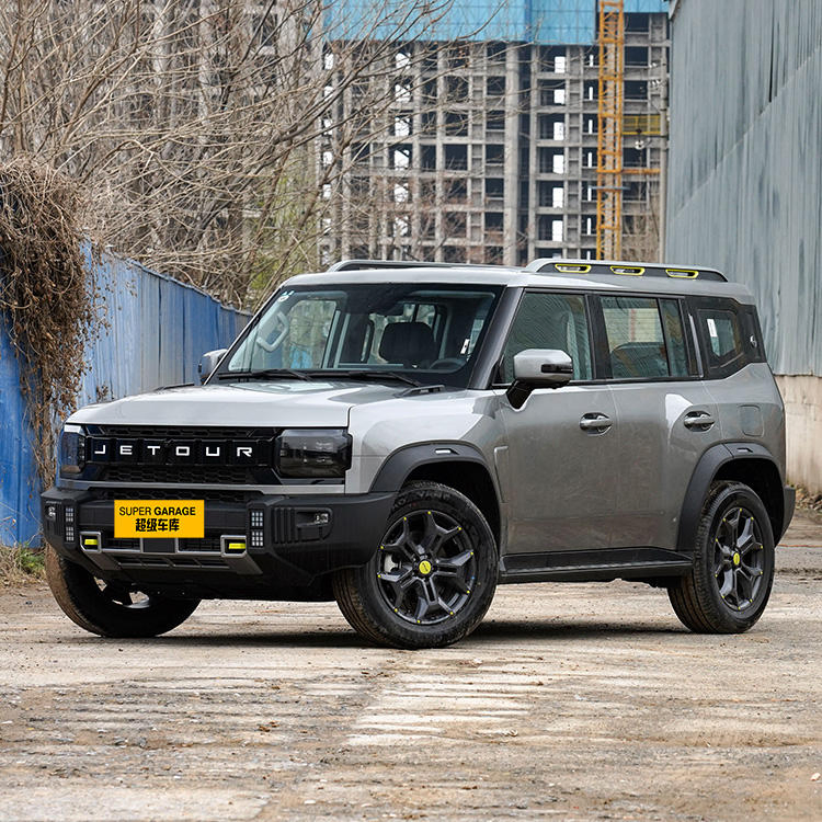 سيارة الدفع الرباعي الجديدة جيتور ترافيلر 2WD 2.0t مزودة بمحرك توربيني أوتوماتيكي