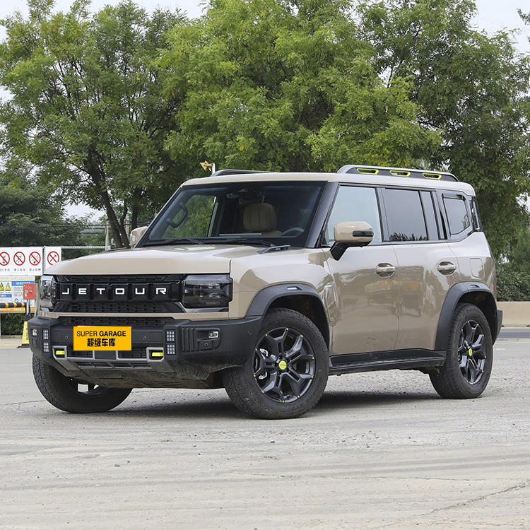 سيارة الدفع الرباعي الجديدة جيتور ترافيلر 2WD 2.0t مزودة بمحرك توربيني أوتوماتيكي