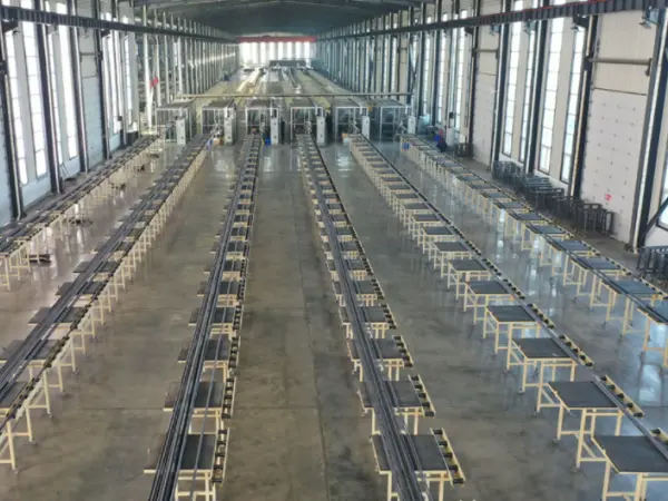 Hesper factory interior — rubber hose braiding and spiral production lines