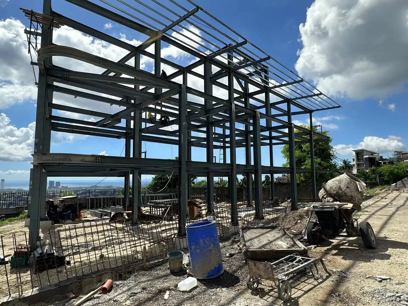 Construção Modular de Alto Andar de Baixo Custo Estrutural de Aço Metálico Prefabricado para Indústria Comercial Casa Escritório Edifício Estrutural de Aço Prefabricado