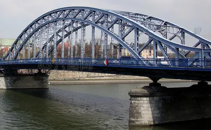 Ponte de aço
