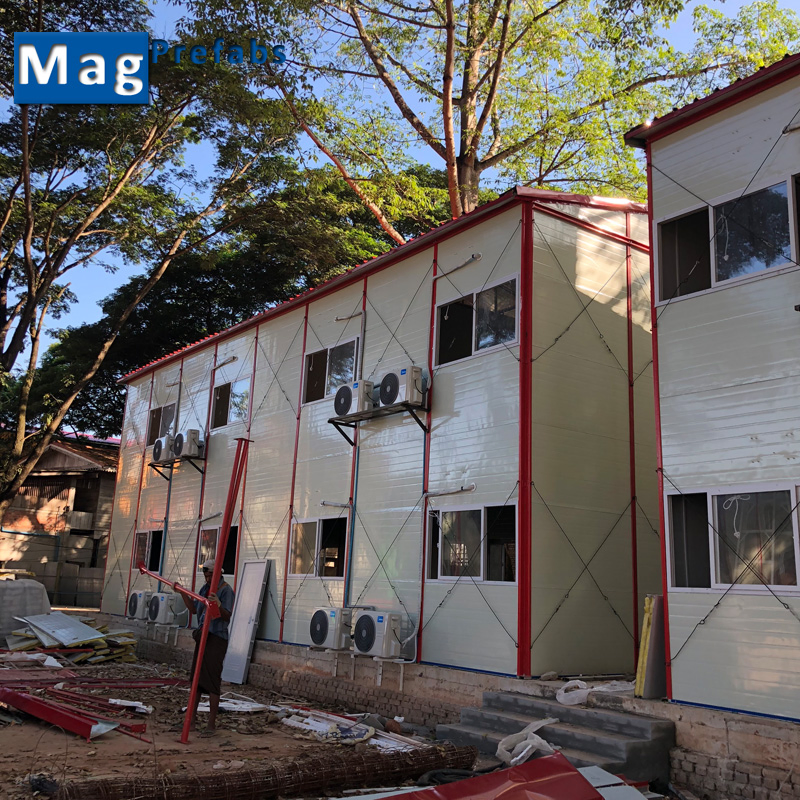 Unidades de Acomodação Modular Versáteis para Escritórios de Obra Eficientes