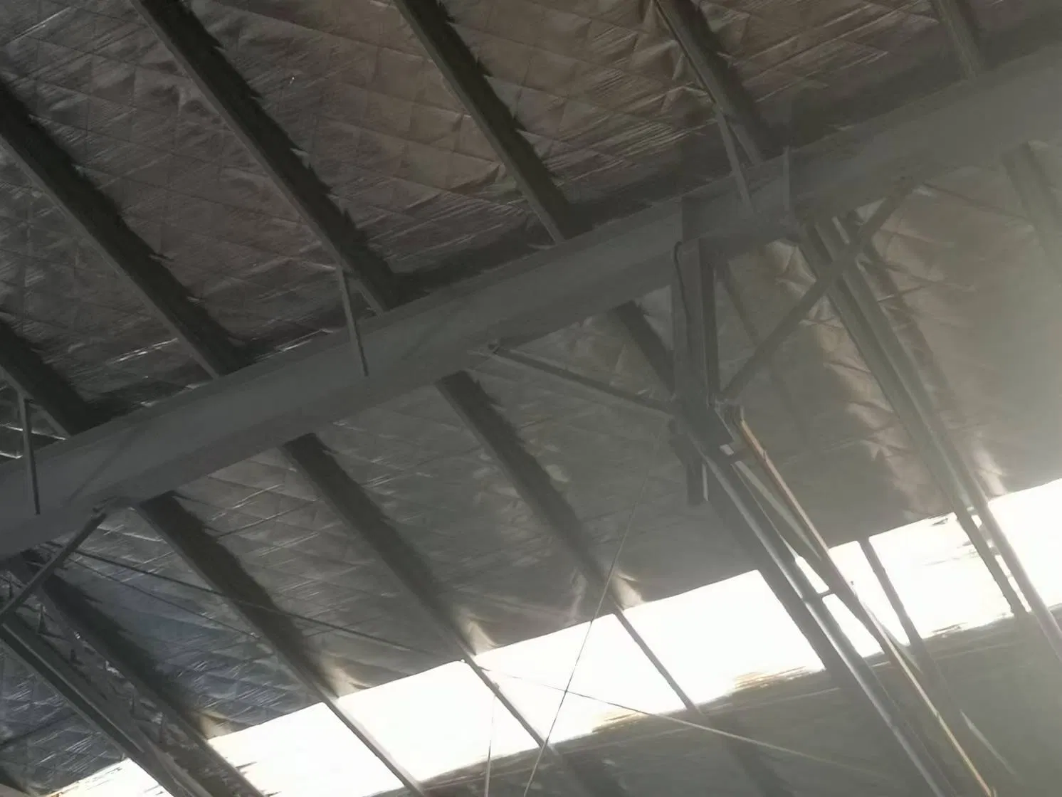 Estruturas de Aço Prefabricadas, Edifícios Residenciais Modulares, Estruturas de Ferro Personalizadas, Projetadas com Precisão para Segurança e Longevidade