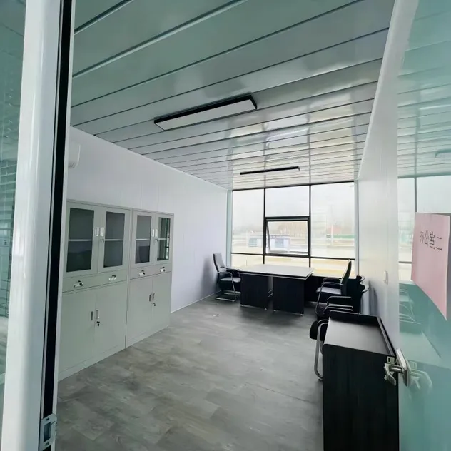 Caixa de embalagem dobrável rápida, edifício residencial modular em forma de Z, isolante e à prova d'água