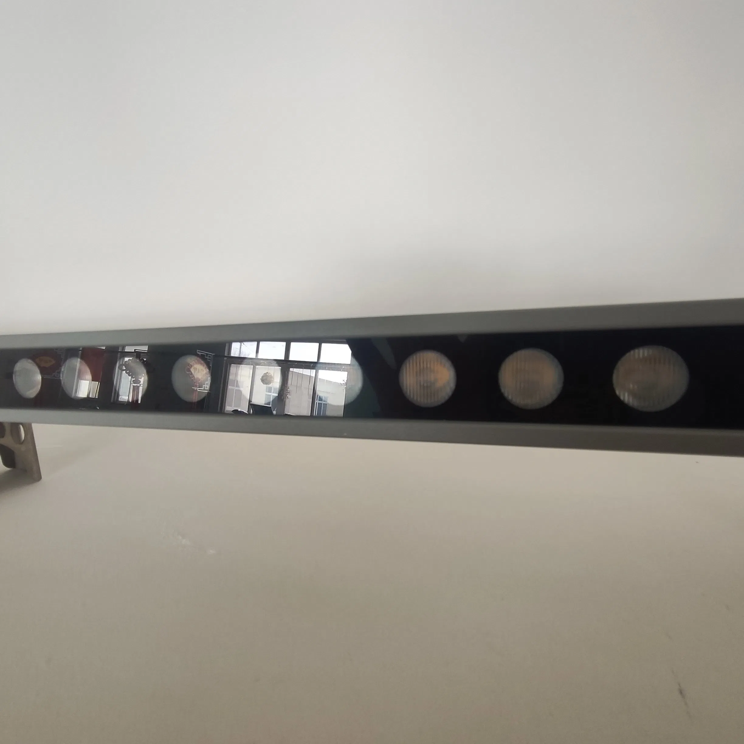 Iluminação Arquitetônica para Lojas de Varejo com Lavador de Parede LED