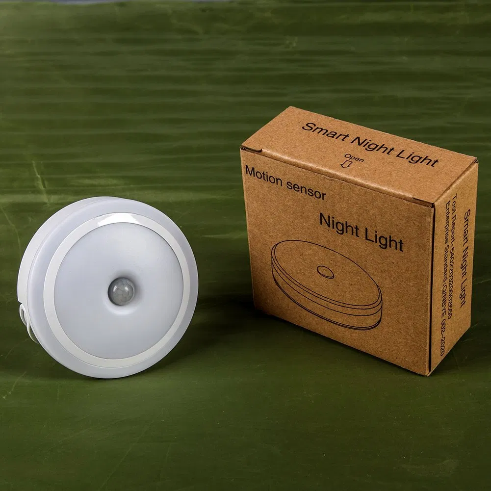 Iluminação Portátil com Sensor de Movimento LED Recarregável Yichen