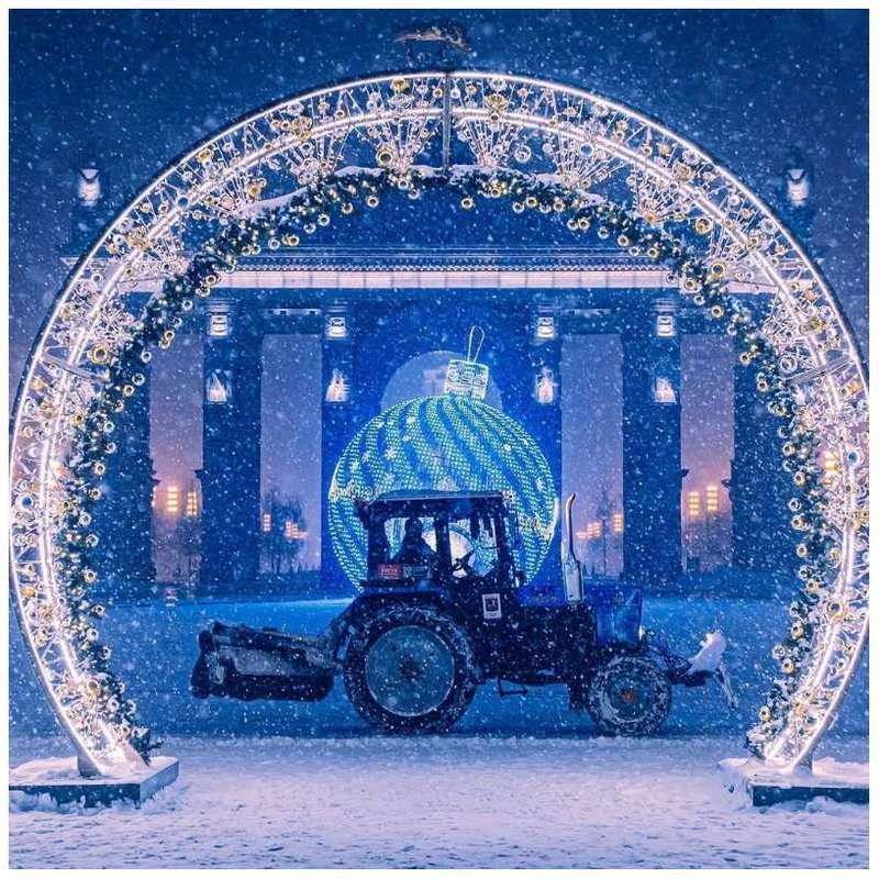 Iluminação Anpu Bauble Dourado LED para Exterior Túnel