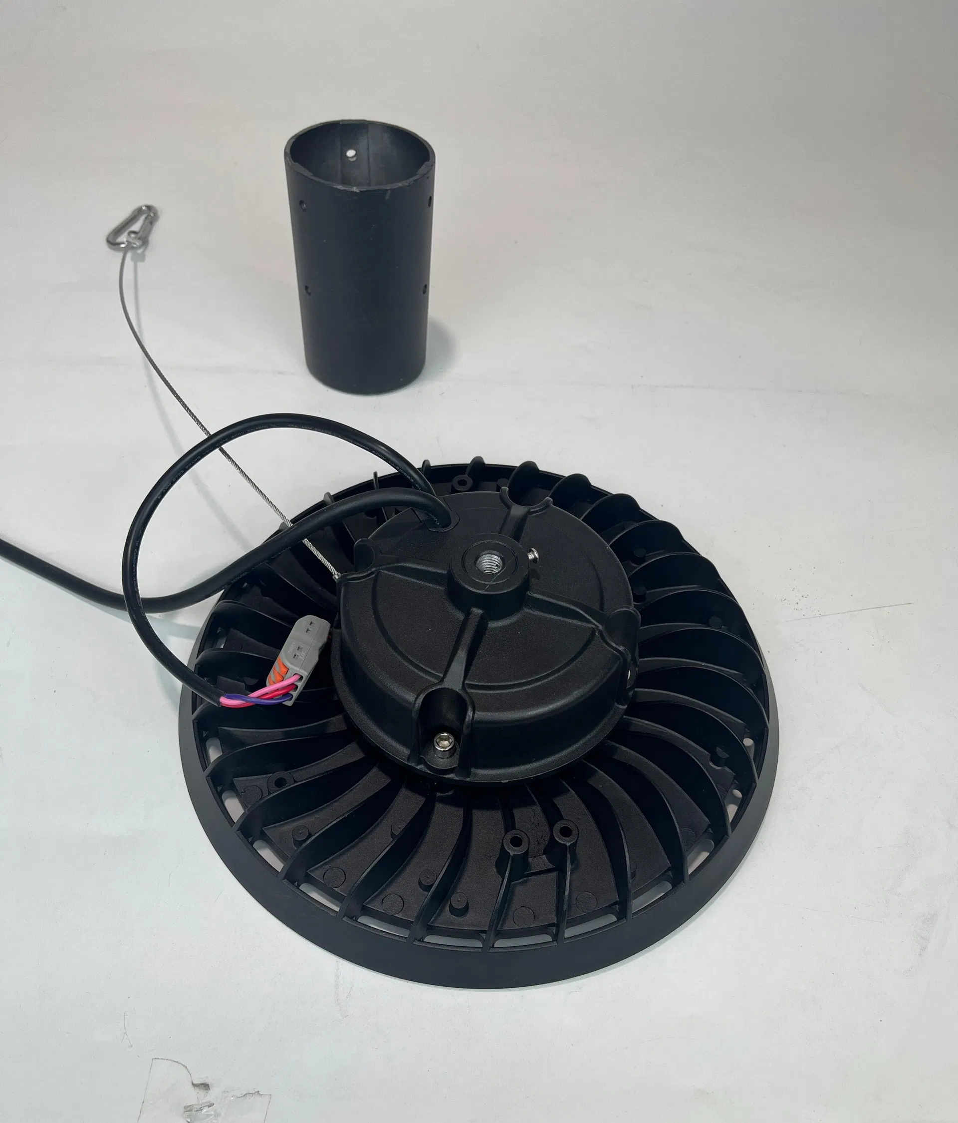 200W Luz de Teto LED com Sensor de Movimento para UFO, Fixture Resistente às Intempéries, Iluminação Eficiente para Armazém, Oficina, Sótão