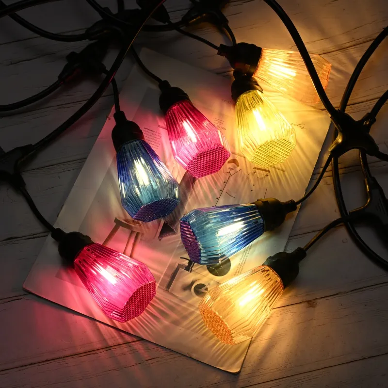 Iluminação Atmosférica para Casamentos em Pátios