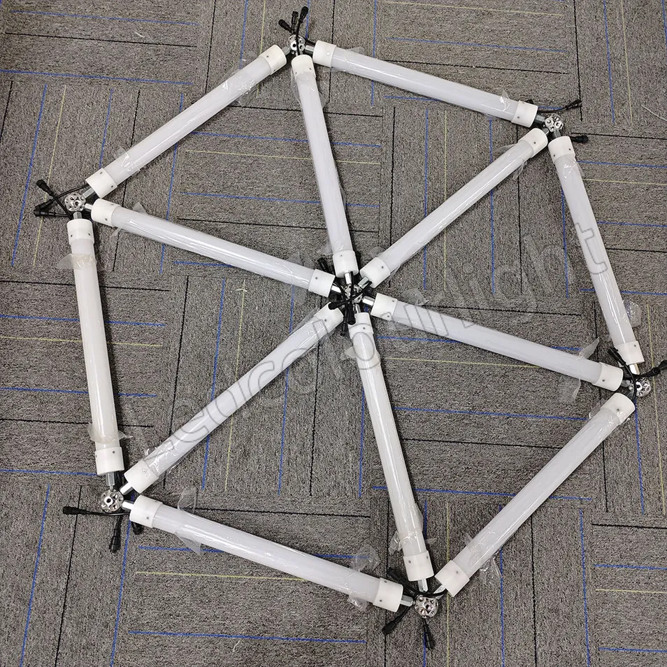 Tubo de geometria LED