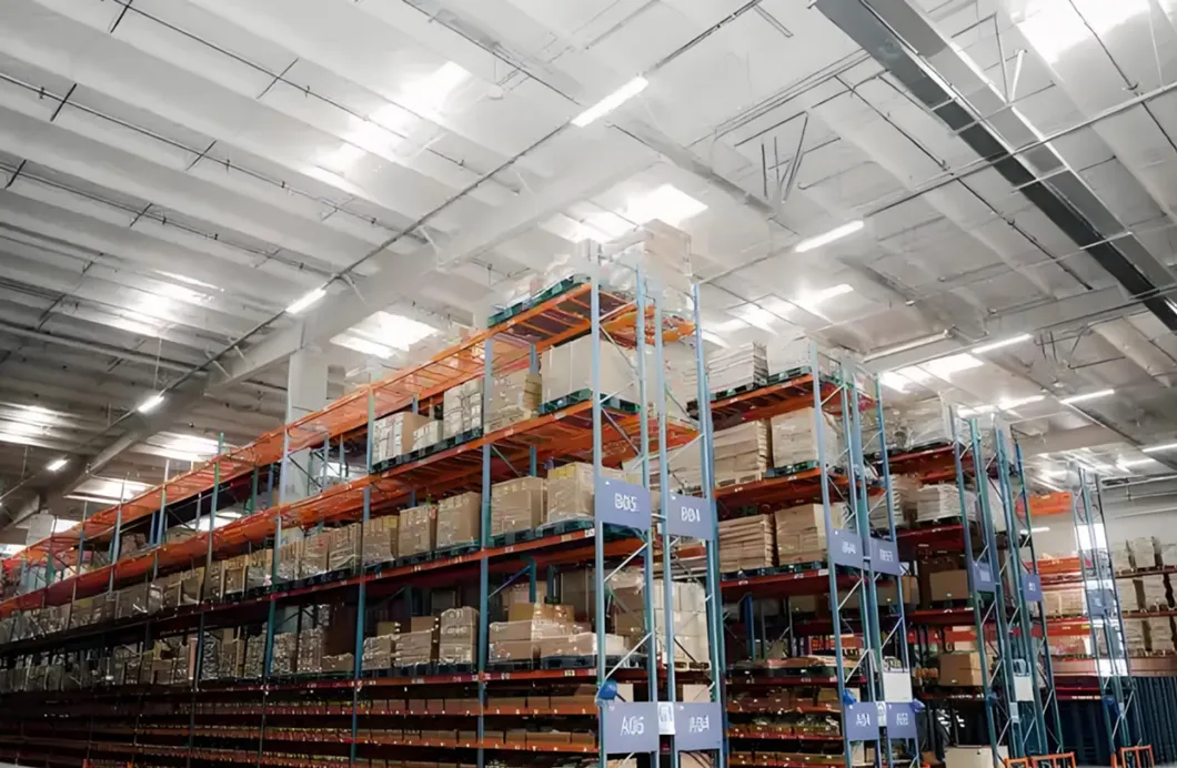 Luz Linear de Alta Baía LED IP66 Iluminação Industrial de Armazém