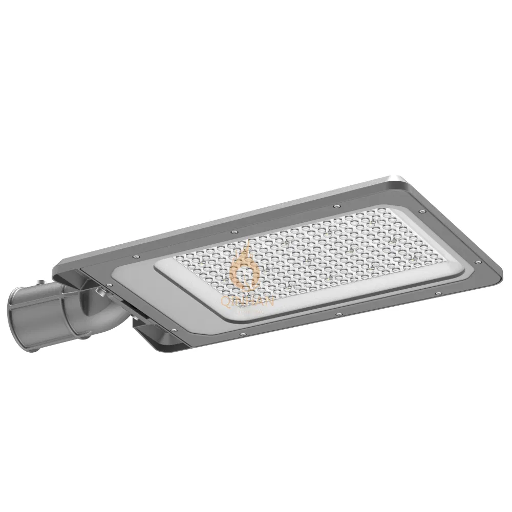 Iluminação LED de Rua Urbana em Área Pública com Sensor de Movimento 150W