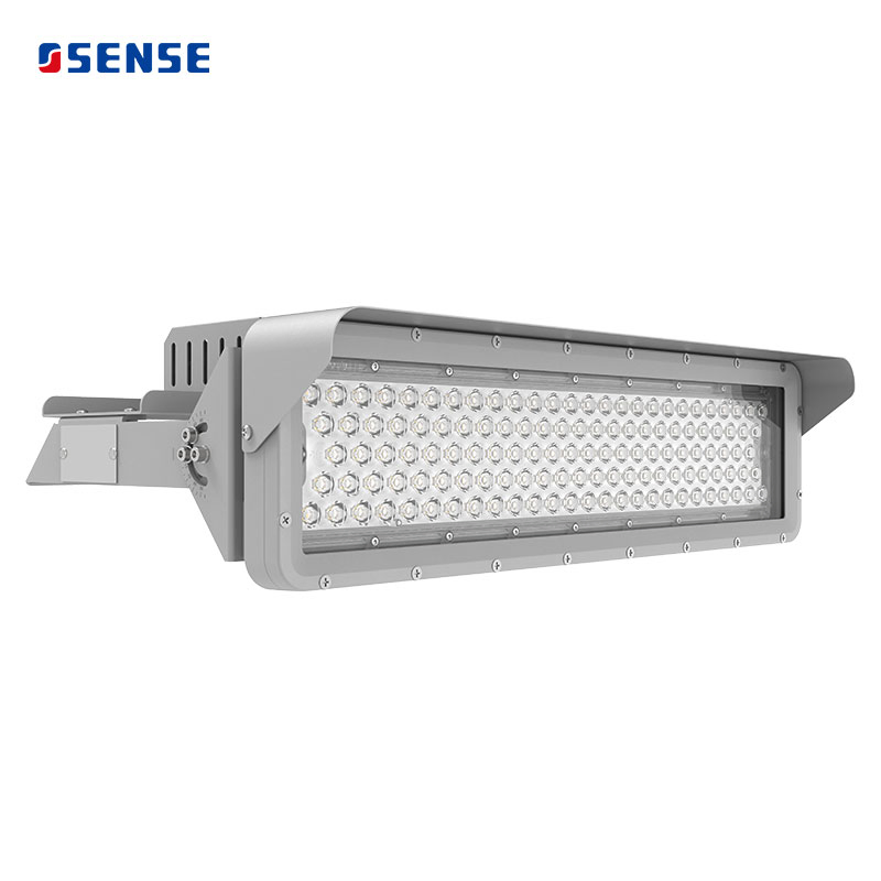 Iluminação Industrial Externa IP66 Luz de Túnel LED à Prova d'Água Luz Projetora de Alta Qualidade