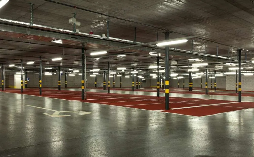 Aplicação da Luminária LED Tri-Proof em Túneis e Fábricas