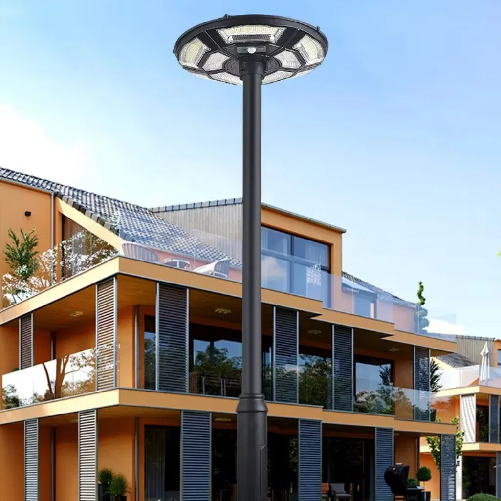 Instalação de Poste de Diferentes Alturas Iluminação Direcionada em Grande Campo Luz LED de Alto Mastro