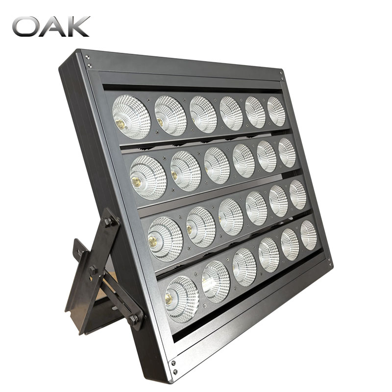 Iluminação Paisagística RGB Decoração Luz de Inundação LED com Controle Remoto e Dimerização para Exterior