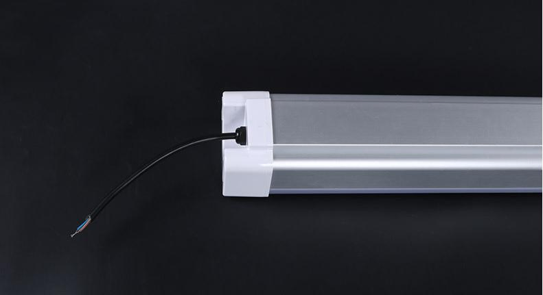 2FT 4FT 5FT 50W Iluminação Linear de Túnel LED IP66 Lâmpada Branca LED à Prova d'Água e à Prova de Intempéries com Clipes Luz Tubular LED Triproof Instalação Fácil