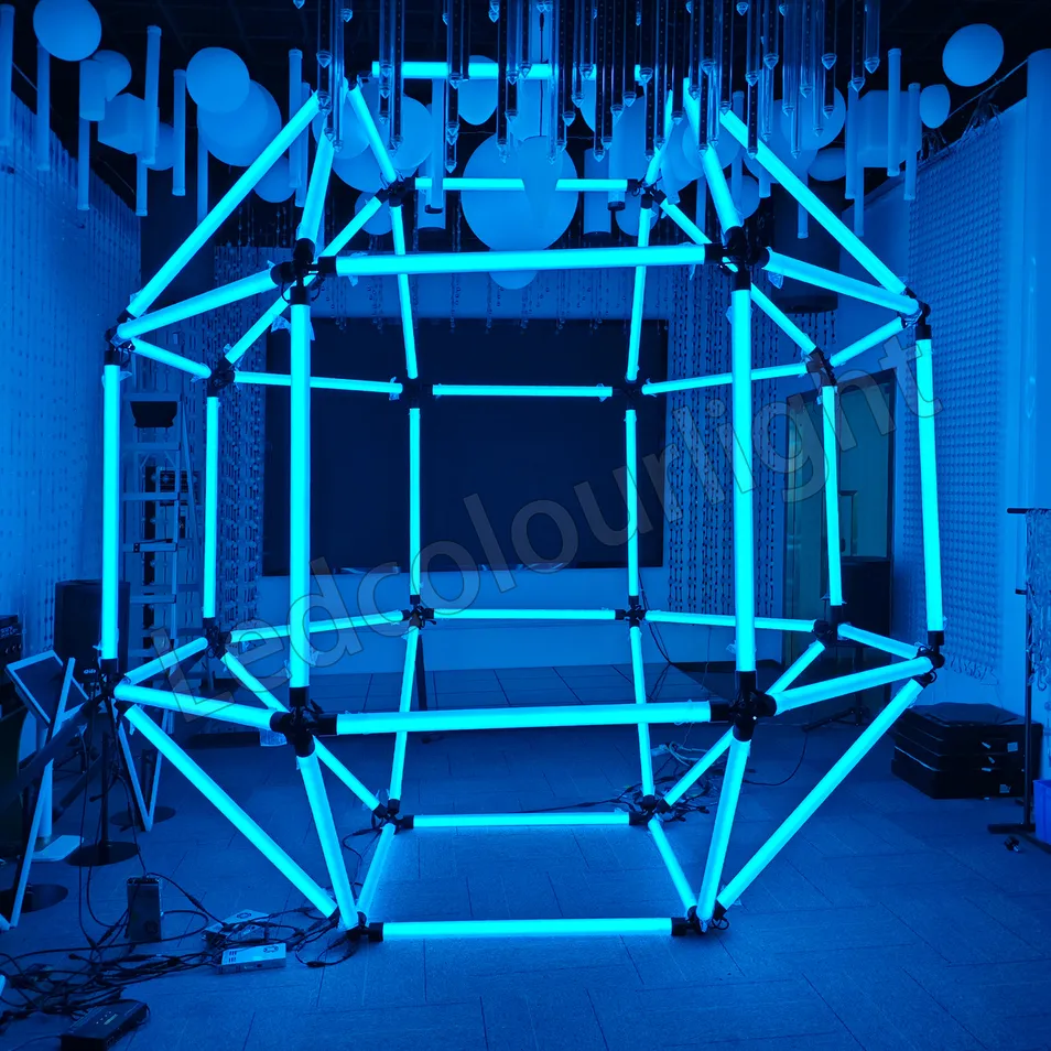 Estrutura de luzes pretas 3D