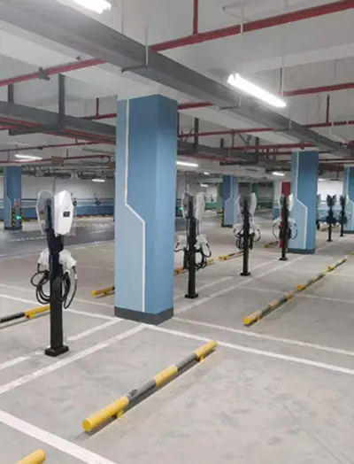 Fleet depot charging with split-type DC charging system