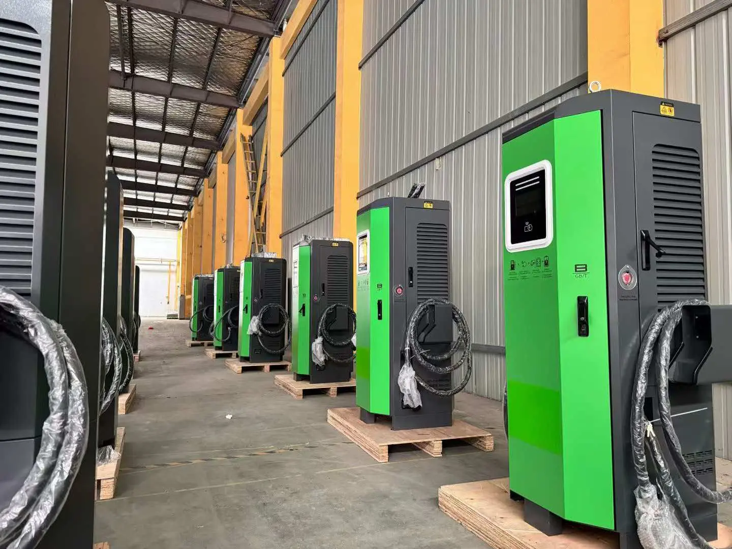 HizonSun 180kW DC fast chargers delivered to Thailand