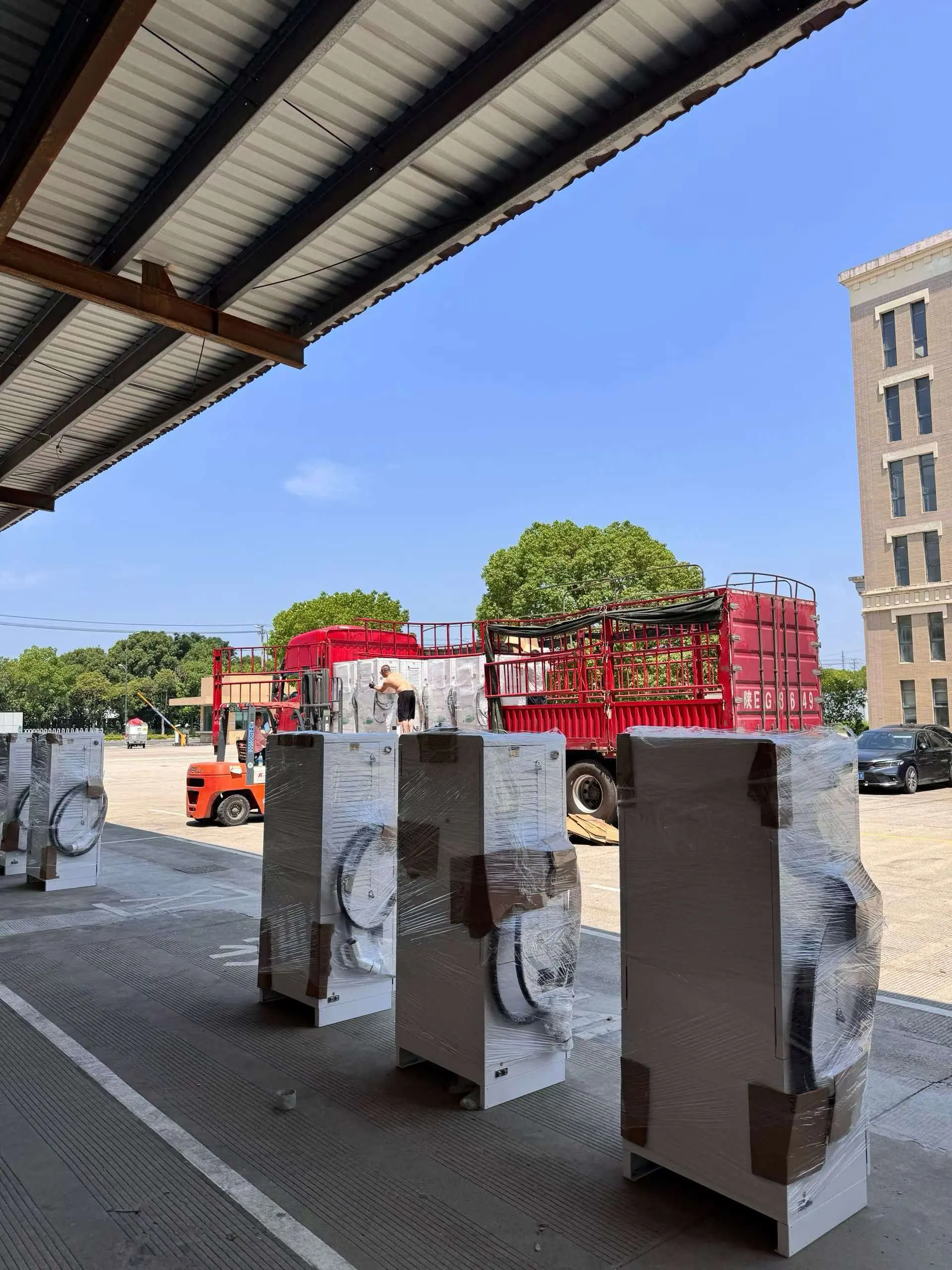20 units of 160kW DC fast chargers shipped to Gansu