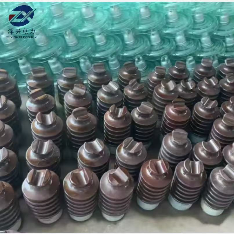 عازل عمود سيراميكي لخط الإمداد عازل كهربائي زجاجة مادة العزل