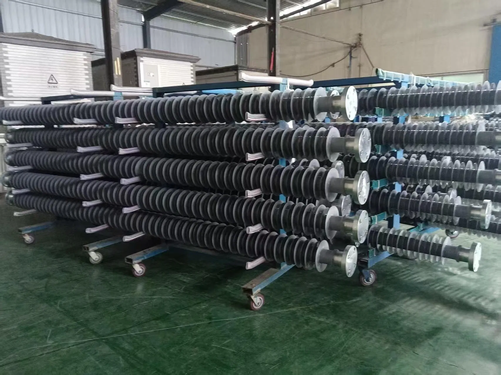400kv عوازل محطة الكهرباء من مطاط السيليكون البوليمري لنقل الطاقة