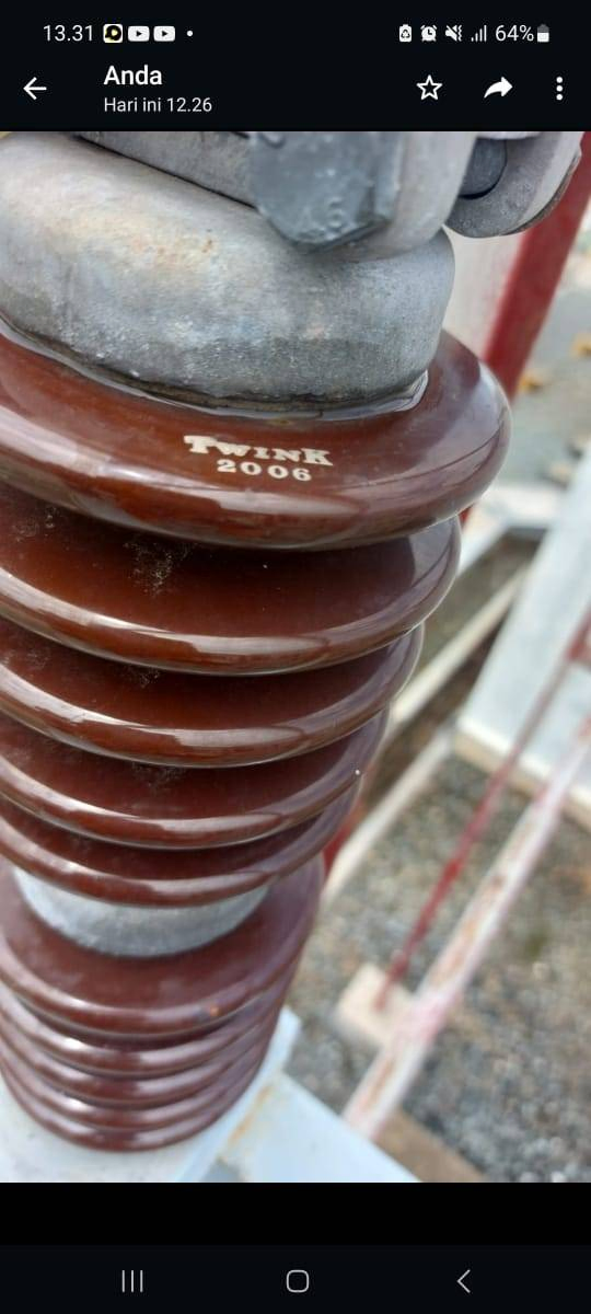 عازل عمود سيراميك بورسلين عالي الجهد 220kv عازل عمود عازل بورسلين محطة عازل عمود