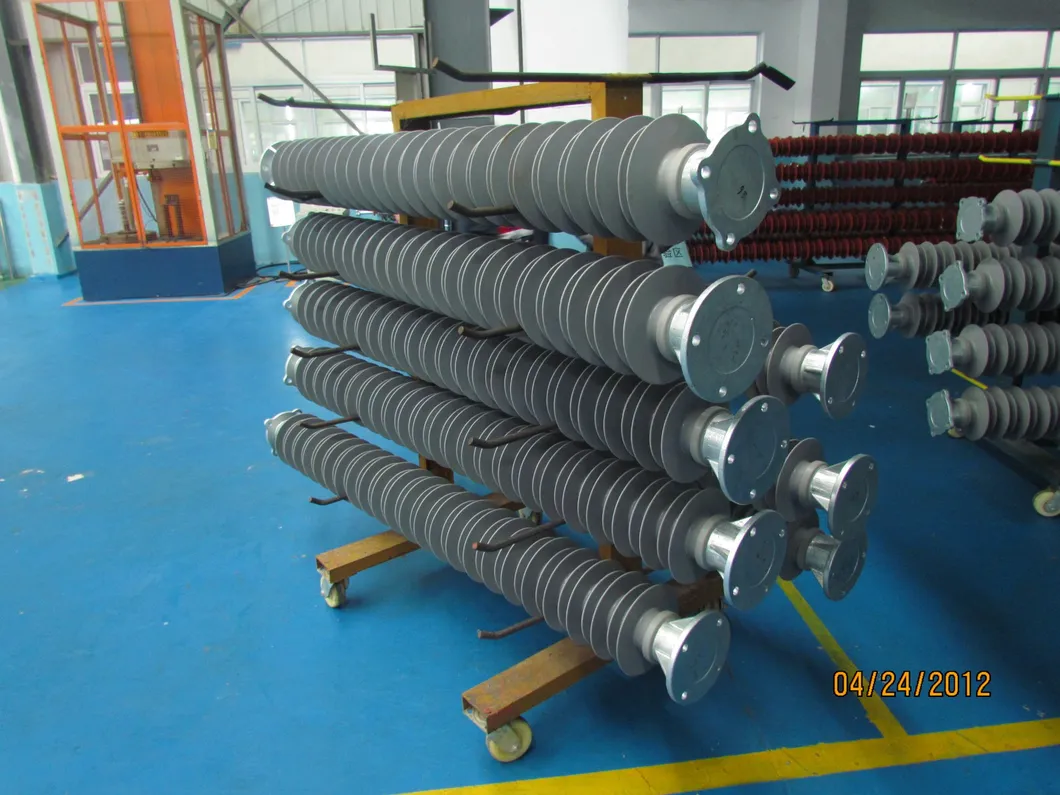 400kv عوازل محطة الكهرباء من مطاط السيليكون البوليمري لنقل الطاقة