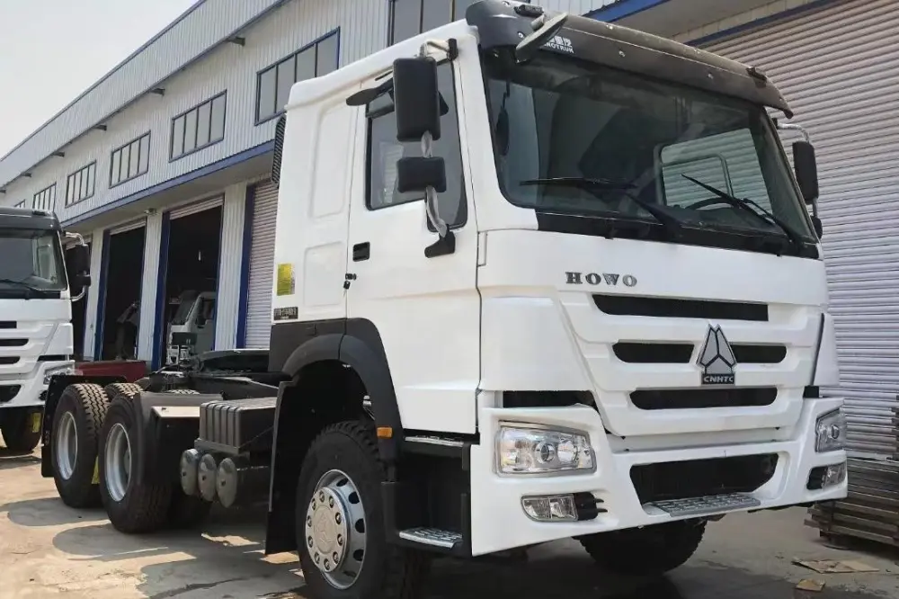 Custom Used Tractor Truck Sinotruk HOWO 6X4 371/375/400HP Robust Heavy Duty Tractor for Efficient Towing and Fuel Transport Quotes, Exporter